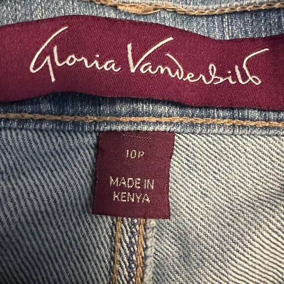 Gloria Vanderbilt Capris - Picture 2 of 3